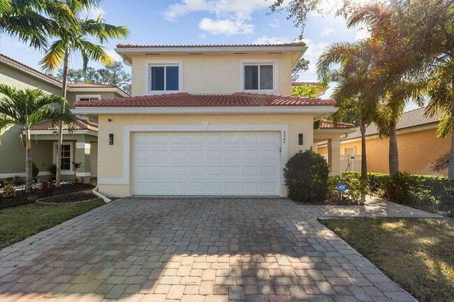 6384 Adriatic Way in Greenacres, FL - Foto de edificio - Building Photo