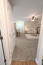 6807 West Pages Lane in Louisville, KY - Building Photo - Building Photo