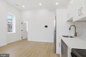 100 W Front St in Media, PA - Building Photo - Building Photo