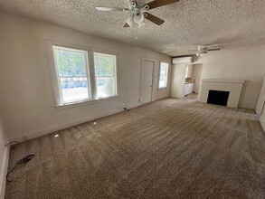 201 Semple St in Modesto, CA - Building Photo - Building Photo