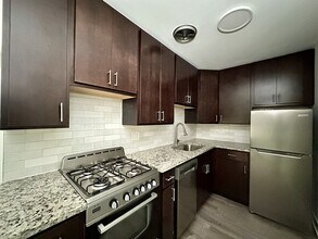 450 W Barry Ave in Chicago, IL - Building Photo - Building Photo
