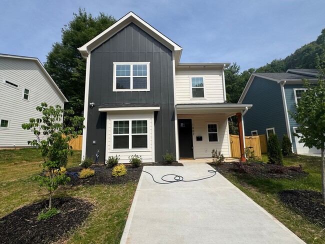 property at 1002 Fairground St