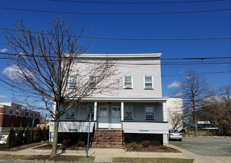 12 Van Orden Pl in Hackensack, NJ - Building Photo