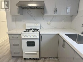 1067 Dovercourt Rd in Toronto, ON - Building Photo - Building Photo