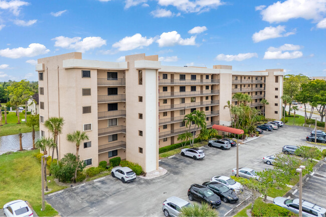 7770 Tahiti Ln in Greenacres, FL - Building Photo - Building Photo