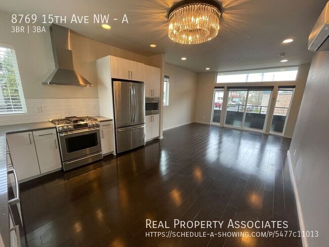 8769 15th Ave NW in Seattle, WA - Building Photo - Building Photo