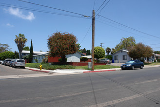 Mission Bay Apartments in Pacific Beach, CA - Building Photo - Building Photo