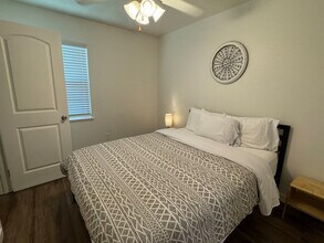 626 Jack Stephens Dr in Little Rock, AR - Foto de edificio - Building Photo