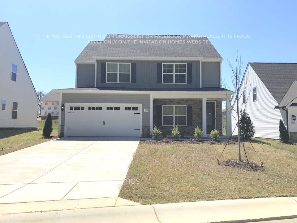 508 Azalea Gaze Dr in Youngsville, NC - Building Photo