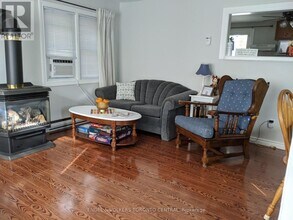 55 47th St N in Wasaga Beach, ON - Building Photo - Building Photo