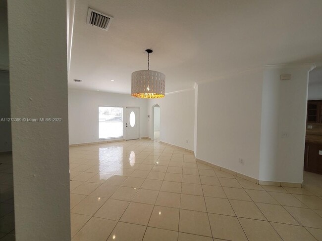 1150 SW 154th Ave in Miami, FL - Building Photo - Building Photo