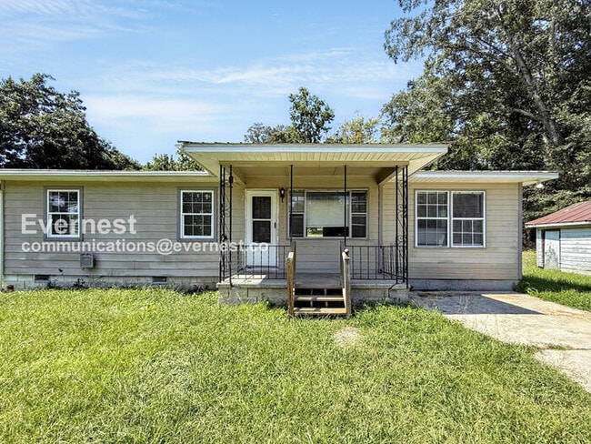 2907 Lakeside Dr