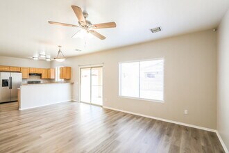 5732 E Camino De Las Iguanas in Tucson, AZ - Building Photo - Building Photo