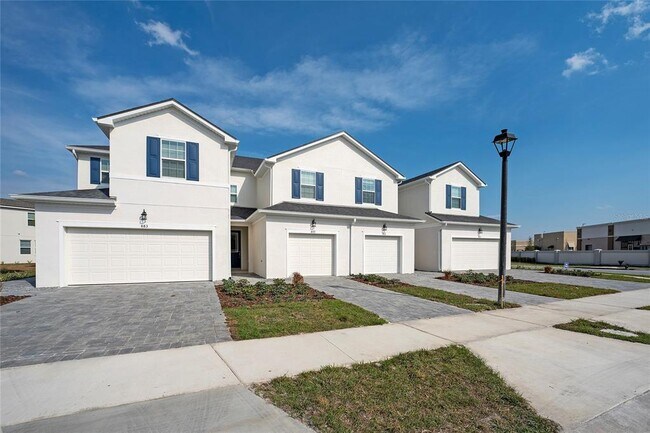 877 Spring Palms Lp in Alafaya, FL - Building Photo - Building Photo