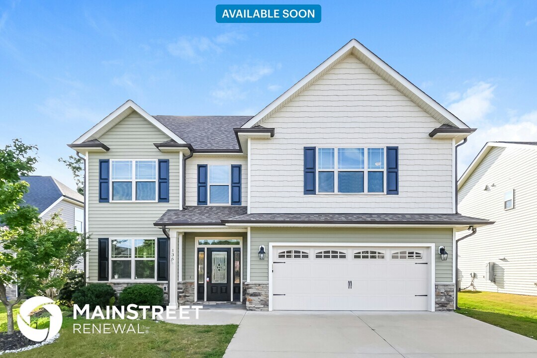 136 Scarlet Bell Dr in Youngsville, NC - Building Photo