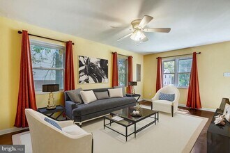 5810 Fifer Dr in Alexandria, VA - Building Photo - Building Photo