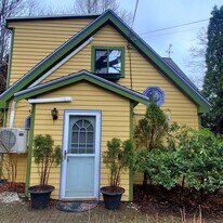 191 Elliot St in Newton, MA - Building Photo