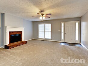 262 Maplelake Dr in Acworth, GA - Foto de edificio - Building Photo