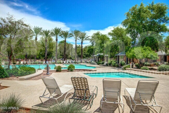 1144 S Osborn Ln in Gilbert, AZ - Building Photo - Building Photo