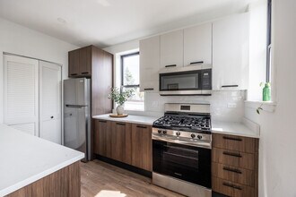 4410 N Greenview Ave-Unit -2N in Chicago, IL - Building Photo - Building Photo