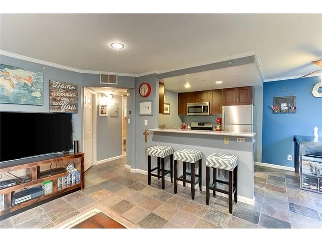 property at 1116 E Palmer Ave