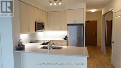 4955-4955 Yonge St in Toronto, ON - Building Photo - Building Photo