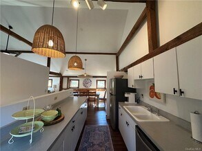 2 Jockey Hollow Rd-Unit -B in Warwick, NY - Building Photo - Building Photo