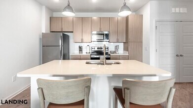 599 Tapestry Lp, Unit 13-306 in Memphis, TN - Building Photo - Building Photo