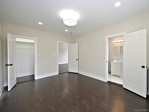 130 Centre Ave in New Rochelle, NY - Building Photo - Building Photo