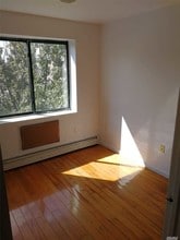 43-20 Union St-Unit -6C in Queens, NY - Building Photo - Building Photo