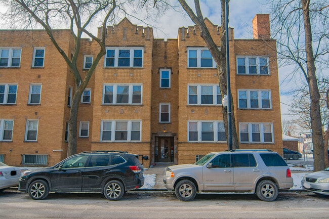 property at 2750 N Kostner Ave