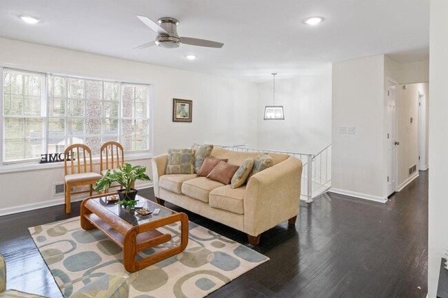 property at 4092 Lindsey Dr