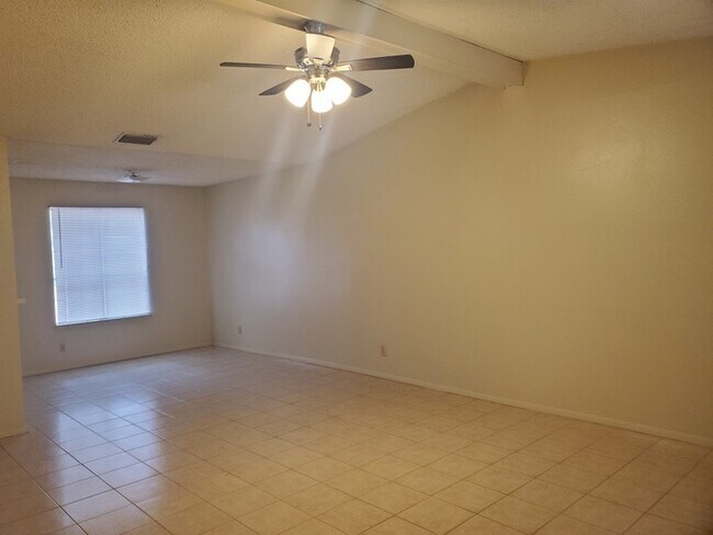 1604 Rio Hondo Rd in Harlingen, TX - Building Photo - Building Photo