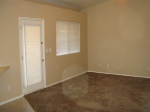 210 N Mall Dr in Saint George, UT - Building Photo - Building Photo