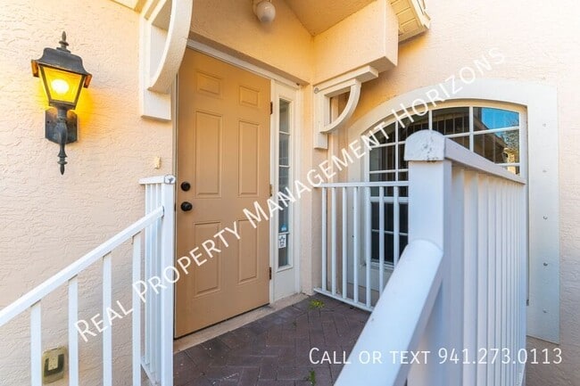 6989 Prosperity Cir in Sarasota, FL - Building Photo - Building Photo