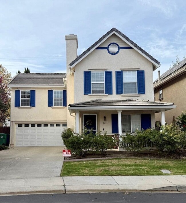 property at 221 Valley Station Cir