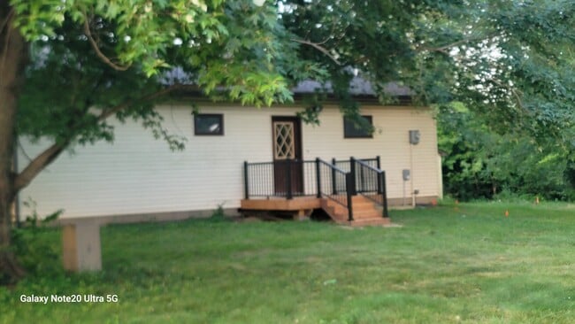 property at 639 Dunn Cir