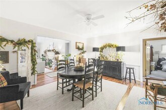 2032 Whitehall Rd in Toledo, OH - Building Photo - Building Photo