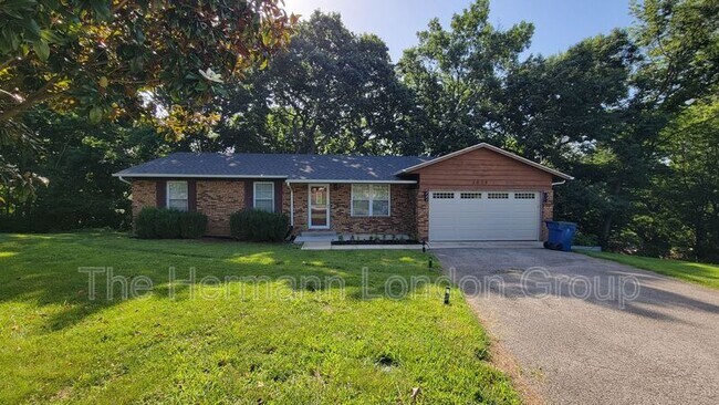 property at 2018 San Pedro Dr