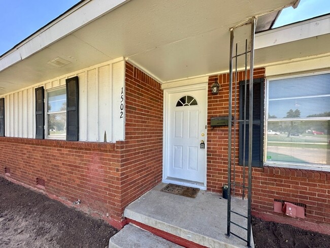 1502 NW 47th St in Lawton, OK - Building Photo - Building Photo
