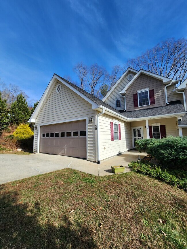 property at 45 Viera Dr