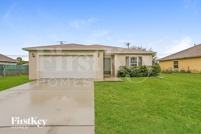 property at 4631 SW Dateland St