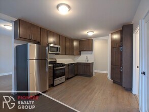 3405 W Fullerton Ave, Unit 2 in Chicago, IL - Building Photo - Building Photo