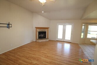 4202 Jake Spoon Dr in Killeen, TX - Building Photo - Building Photo