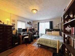 52 Sargent Ave in Somerville, MA - Building Photo - Building Photo