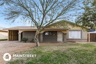 1819 N 47th Dr, Unit 145_05 in Phoenix, AZ - Building Photo