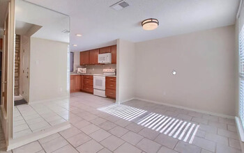 1709 Timber Brush Trl in Austin, TX - Building Photo - Building Photo