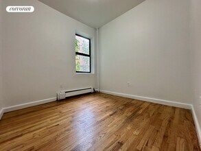 206 St Nicholas Ave in New York, NY - Building Photo - Building Photo