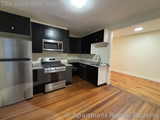 66 Pleasant St