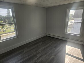347 Lancaster St in Leominster, MA - Building Photo - Building Photo